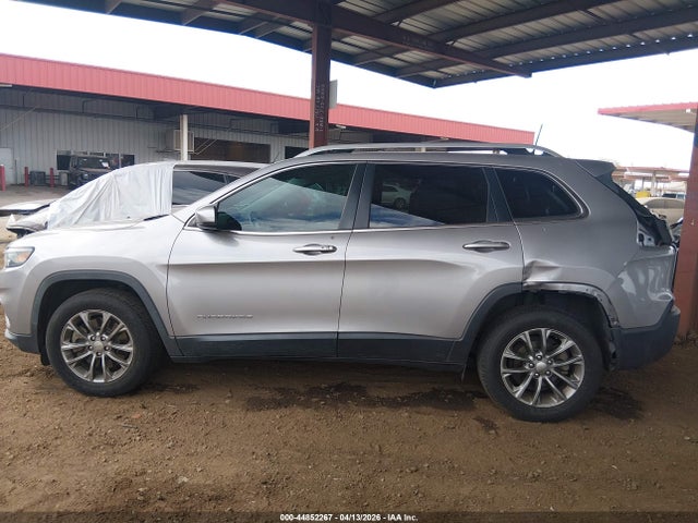 44852267 :رقم المزاد ، 1C4PJLLB5KD420083 vin ، 2019 Jeep Cherokee Latitude Plus Fwd مزاد بيع