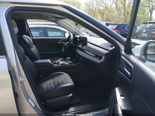 Продаж на аукціоні авто 2025 Mitsubishi Outlander Se 2.5 S-awc/trail Edition S-awc, vin: JA4J4VA86SZ016867, номер лоту: 44852282