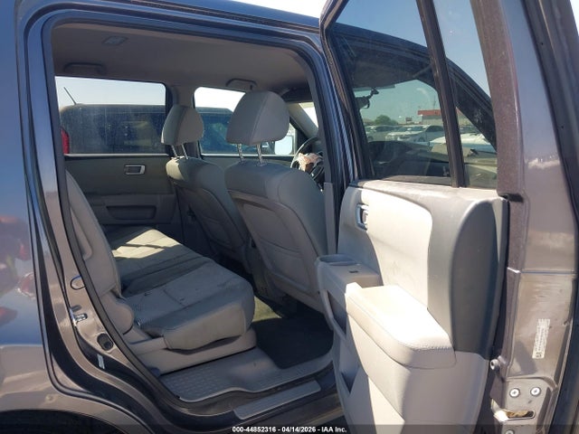 Honda PILOT LX 2014 5FNYF4H24EB050262 Image 8