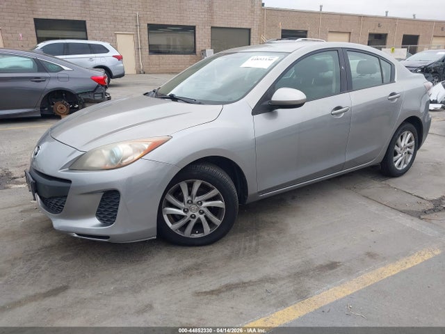 Продажа на аукционе авто 2012 Mazda Mazda3, vin: JM1BL1V87C1548046, номер лота: 44852330