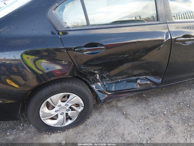 44852355 :رقم المزاد ، 19XFB2F53FE203032 vin ، 2015 Honda Civic Lx مزاد بيع