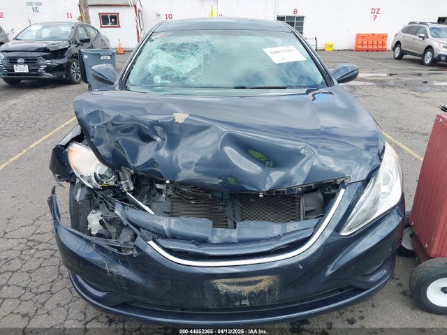 2013 Hyundai Sonata Gls მანქანა იყიდება აუქციონზე, vin: 5NPEB4AC3DH518256, აუქციონის ნომერი: 44852365
