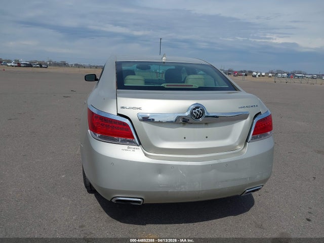 44852388 :رقم المزاد ، 1G4GC5E38DF238201 vin ، 2013 Buick Lacrosse Leather Group مزاد بيع