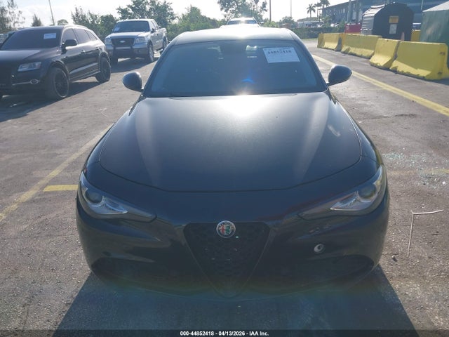 2017 ALFA ROMEO GIULIA ZARFAEBN7H7544582 Photo 5