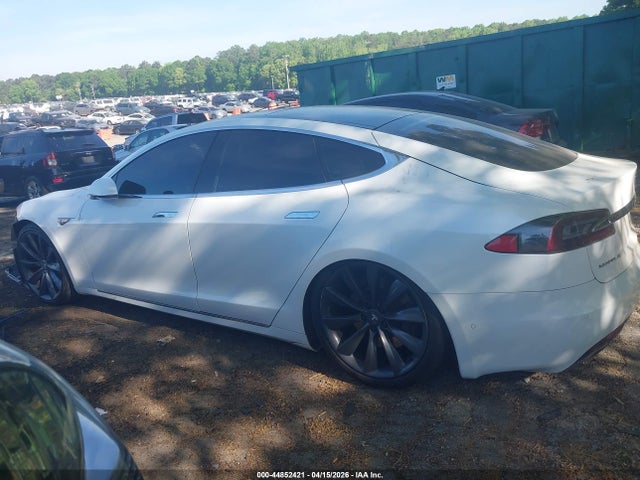 2016 Tesla Model S 60d/70d/75d/85d/90d მანქანა იყიდება აუქციონზე, vin: 5YJSA1E26GF138062, აუქციონის ნომერი: 44852421
