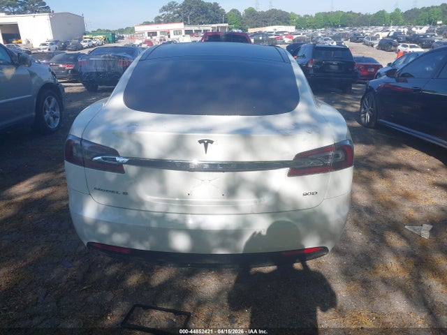 2016 Tesla Model S 60d/70d/75d/85d/90d მანქანა იყიდება აუქციონზე, vin: 5YJSA1E26GF138062, აუქციონის ნომერი: 44852421