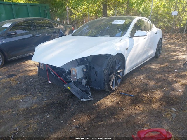 2016 Tesla Model S 60d/70d/75d/85d/90d მანქანა იყიდება აუქციონზე, vin: 5YJSA1E26GF138062, აუქციონის ნომერი: 44852421