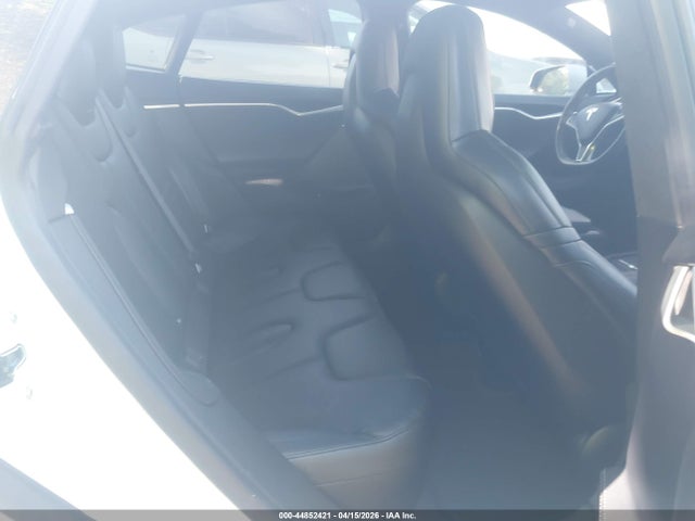 2016 Tesla Model S 60d/70d/75d/85d/90d მანქანა იყიდება აუქციონზე, vin: 5YJSA1E26GF138062, აუქციონის ნომერი: 44852421