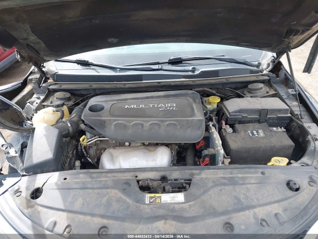 2015 Chrysler 200 Limited მანქანა იყიდება აუქციონზე, vin: 1C3CCCAB3FN728742, აუქციონის ნომერი: 44852433