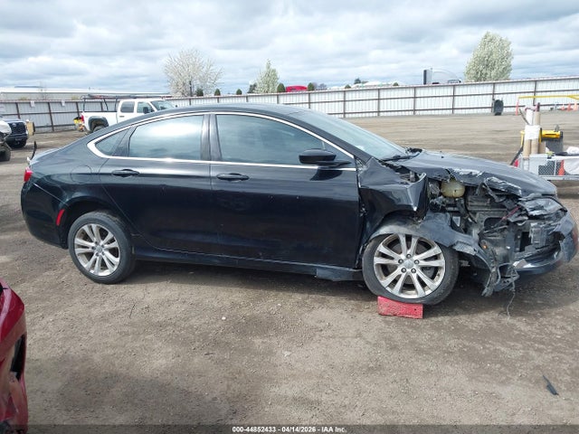 2015 Chrysler 200 Limited მანქანა იყიდება აუქციონზე, vin: 1C3CCCAB3FN728742, აუქციონის ნომერი: 44852433