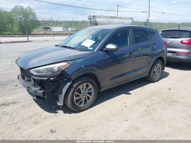 Hyundai TUCSON SE 2017 KM8J23A48HU388077 Image 2