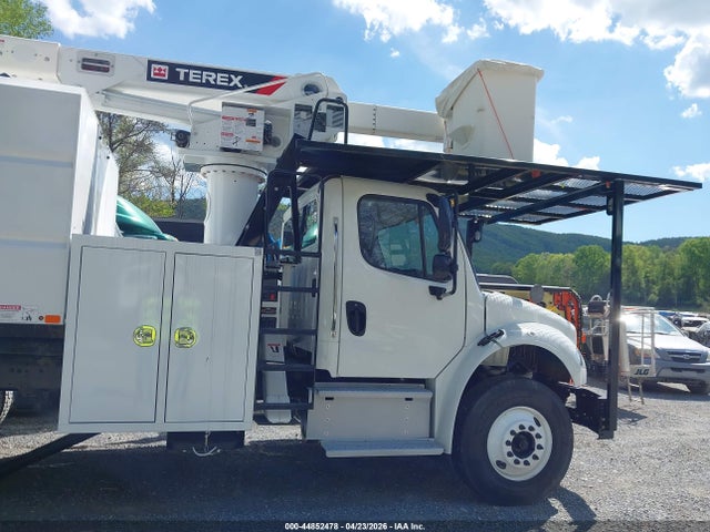 Продаж на аукціоні авто 2026 Freightliner M2 106 Medium Duty, vin: 1FVACWFD8THWP2116, номер лоту: 44852478