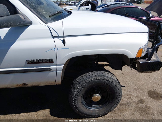 44852486 :رقم المزاد ، 3B7KF23691G176349 vin ، 2001 Dodge Ram 2500 St مزاد بيع