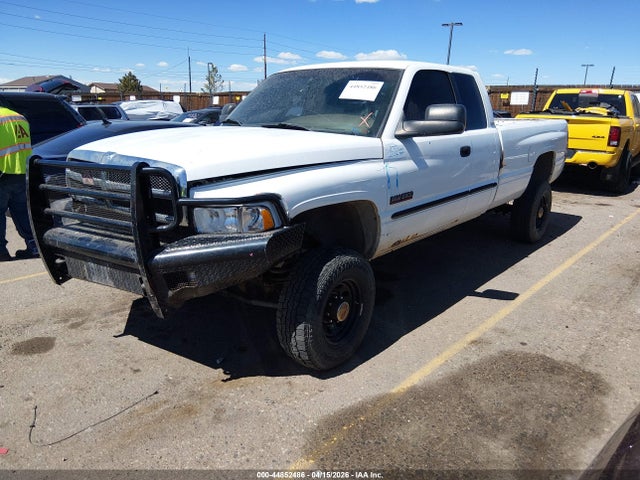 44852486 :رقم المزاد ، 3B7KF23691G176349 vin ، 2001 Dodge Ram 2500 St مزاد بيع