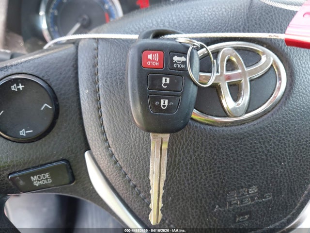 2T1BURHE5JC080114 Toyota COROLLA LE