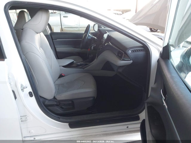 4T1G11AK5NU658782 Toyota CAMRY SE