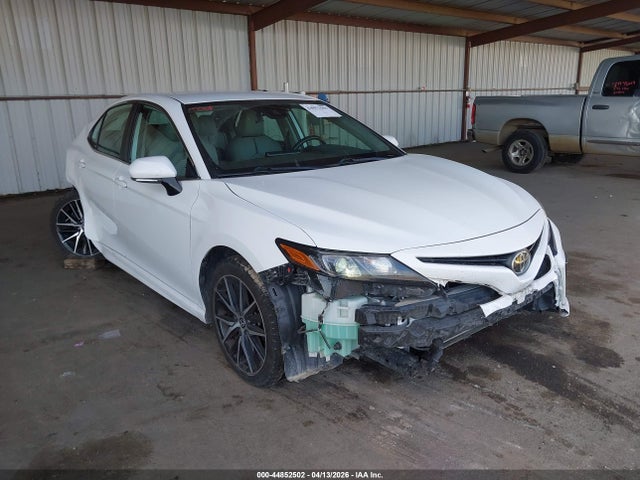 4T1G11AK5NU658782 Toyota CAMRY SE