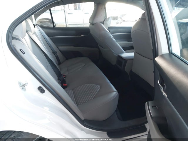 4T1G11AK5NU658782 Toyota CAMRY SE