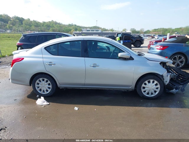 2019 Nissan Versa 1.6 Sv მანქანა იყიდება აუქციონზე, vin: 3N1CN7AP7KL863423, აუქციონის ნომერი: 44852544