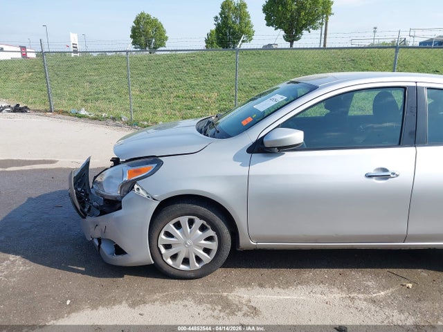 2019 Nissan Versa 1.6 Sv მანქანა იყიდება აუქციონზე, vin: 3N1CN7AP7KL863423, აუქციონის ნომერი: 44852544