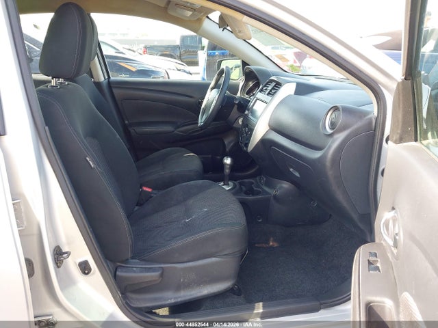 2019 Nissan Versa 1.6 Sv მანქანა იყიდება აუქციონზე, vin: 3N1CN7AP7KL863423, აუქციონის ნომერი: 44852544