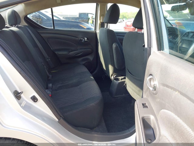 2019 Nissan Versa 1.6 Sv მანქანა იყიდება აუქციონზე, vin: 3N1CN7AP7KL863423, აუქციონის ნომერი: 44852544