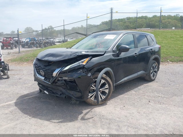 44852546 :رقم المزاد ، 5N1BT3BA4PC865369 vin ، 2023 Nissan Rogue Sv Fwd مزاد بيع
