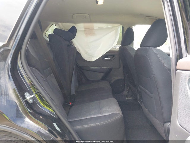 44852546 :رقم المزاد ، 5N1BT3BA4PC865369 vin ، 2023 Nissan Rogue Sv Fwd مزاد بيع