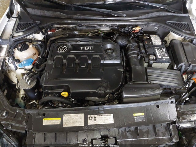 Aukcja sprzedaży 2015 Volkswagen Passat 2.0l Tdi Se, vin: 1VWBV7A30FC069237, numer aukcji: 44852551