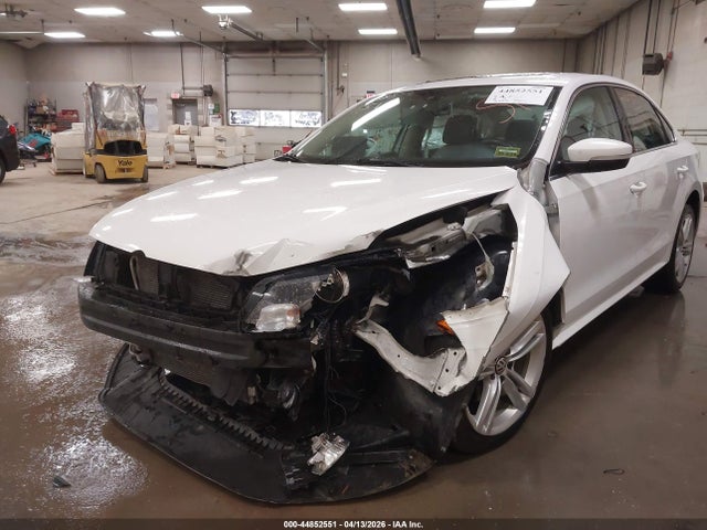 Aukcja sprzedaży 2015 Volkswagen Passat 2.0l Tdi Se, vin: 1VWBV7A30FC069237, numer aukcji: 44852551