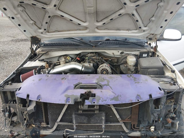 2005 Gmc Sierra 1500 Sle მანქანა იყიდება აუქციონზე, vin: 2GTEK13T251174269, აუქციონის ნომერი: 44852571
