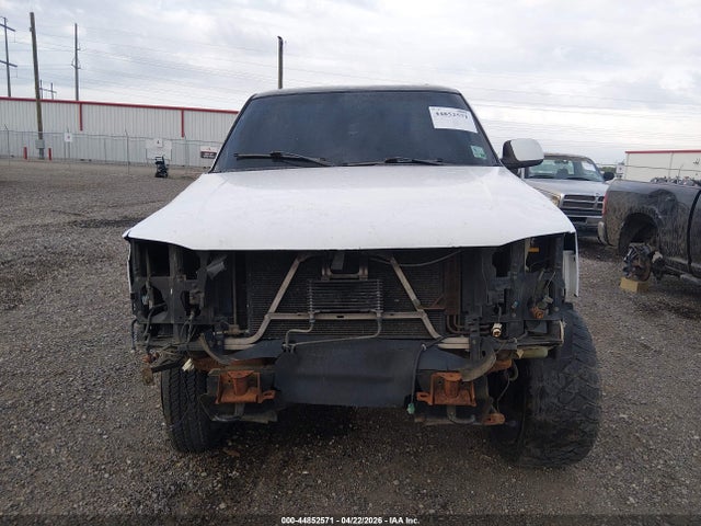 2005 Gmc Sierra 1500 Sle მანქანა იყიდება აუქციონზე, vin: 2GTEK13T251174269, აუქციონის ნომერი: 44852571