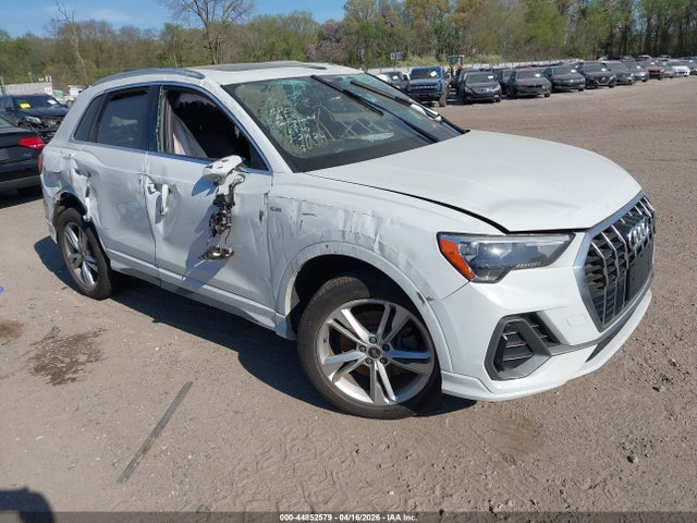 Продажа на аукционе авто 2021 Audi Q3 Premium 45 Tfsi S Line Quattro Tiptronic, vin: WA1DECF36M1028272, номер лота: 44852579
