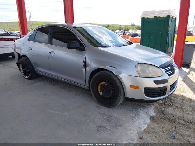 Auction sale of the 2010 Volkswagen Jetta Se, vin: 3VWRX7AJ5AM051847, lot number: 44852581
