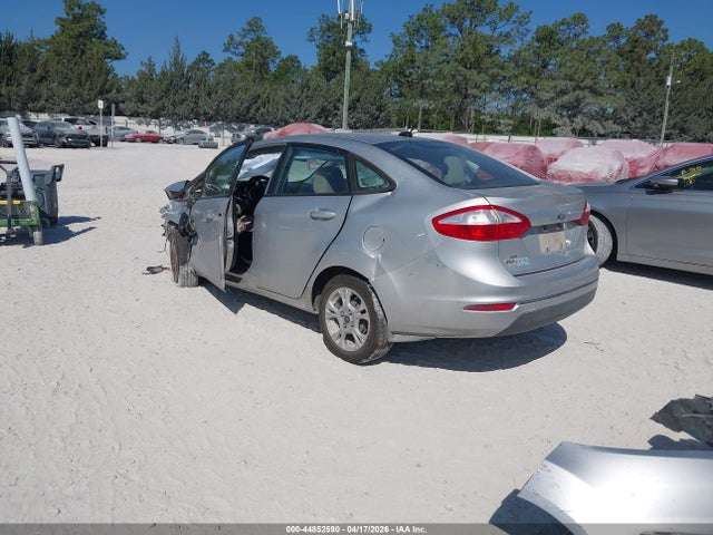 Продажа на аукционе авто 2015 Ford Fiesta Se, vin: 3FADP4BJ7FM150547, номер лота: 44852590
