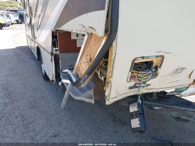 Jayco E-450 Cutaway 2014 1FDXE4FS5DDA85007 Image 22