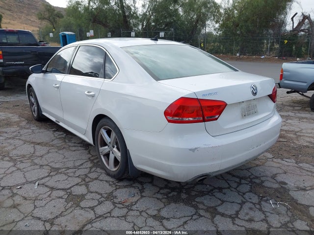 2012 VOLKSWAGEN PASSAT 1VWBP7A37CC004200 Photo 2