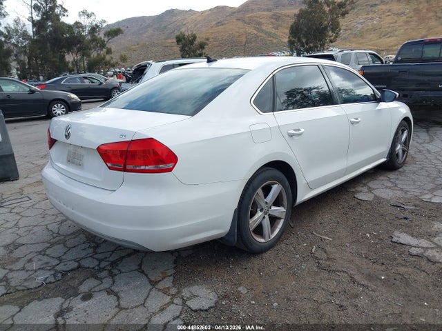 2012 VOLKSWAGEN PASSAT 1VWBP7A37CC004200 Photo 3