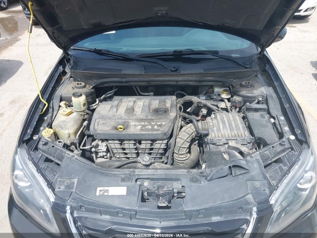 Продажа на аукционе авто 2014 Chrysler 200 Touring, vin: 1C3CCBBB9EN117878, номер лота: 44852630