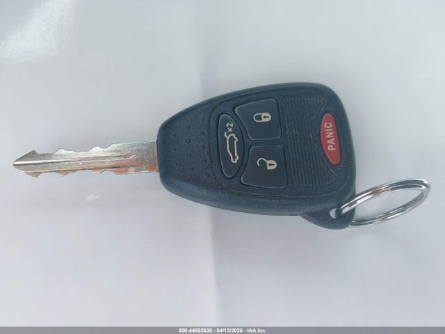 Продажа на аукционе авто 2014 Chrysler 200 Touring, vin: 1C3CCBBB9EN117878, номер лота: 44852630