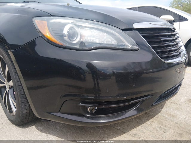 Продажа на аукционе авто 2014 Chrysler 200 Touring, vin: 1C3CCBBB9EN117878, номер лота: 44852630