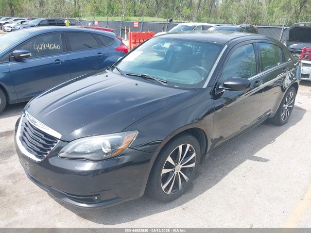 Продажа на аукционе авто 2014 Chrysler 200 Touring, vin: 1C3CCBBB9EN117878, номер лота: 44852630