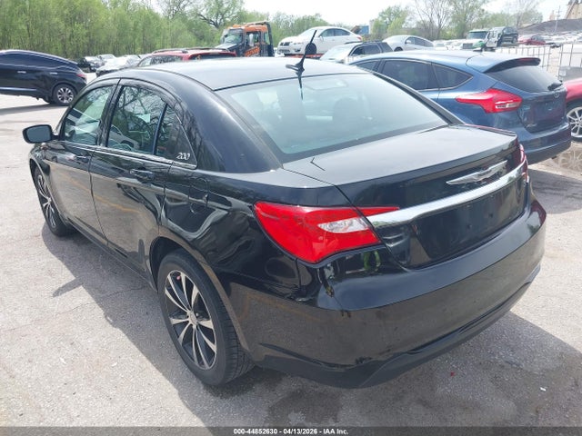 Продажа на аукционе авто 2014 Chrysler 200 Touring, vin: 1C3CCBBB9EN117878, номер лота: 44852630
