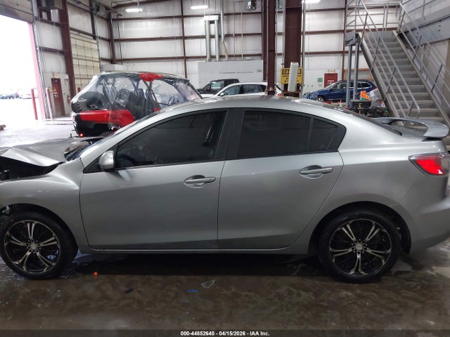 44852640 :رقم المزاد ، JM1BL1TF4D1731021 vin ، 2013 Mazda Mazda3 I Sv مزاد بيع