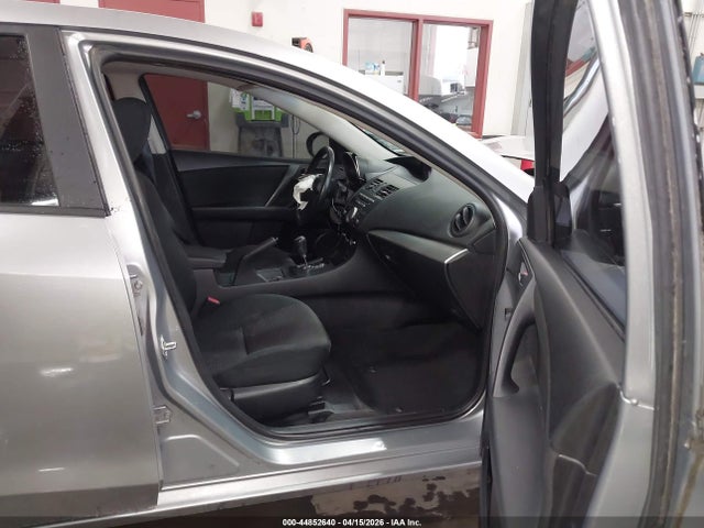 44852640 :رقم المزاد ، JM1BL1TF4D1731021 vin ، 2013 Mazda Mazda3 I Sv مزاد بيع