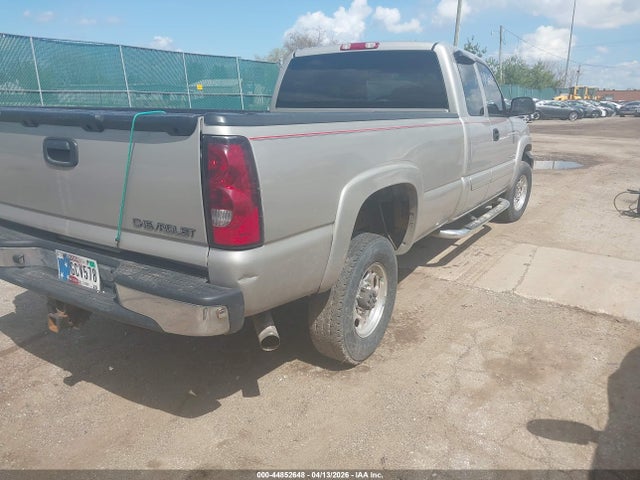 Продажа на аукционе авто 2004 Chevrolet Silverado 2500hd Ls, vin: 1GCHK29U24E314921, номер лота: 44852648