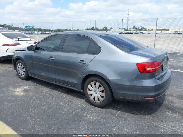 2015 Volkswagen Jetta 2.0l S მანქანა იყიდება აუქციონზე, vin: 3VW2K7AJ7FM269098, აუქციონის ნომერი: 44852679