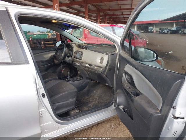 Toyota YARIS LE 2015 VNKKTUD38FA034922 Image 5