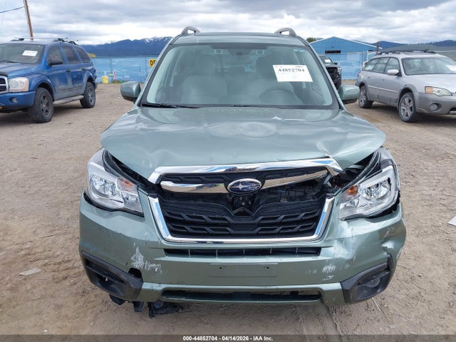 Subaru Forester 2.5i Premium 2018 JF2SJAGC0JH425007 Image 12