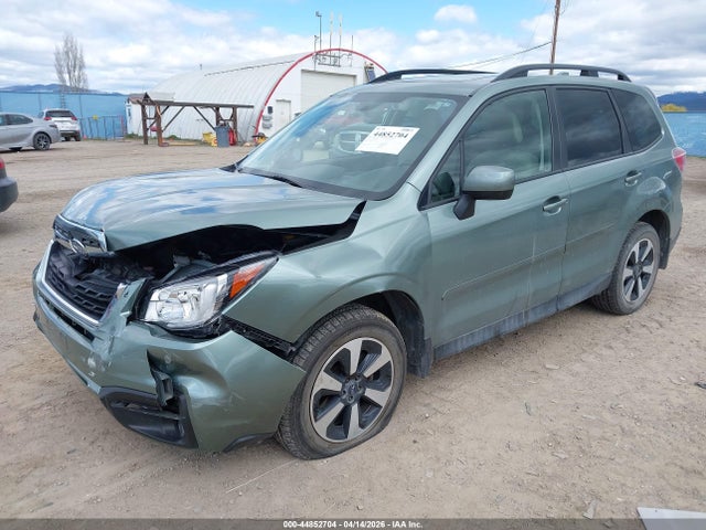 Subaru Forester 2.5i Premium 2018 JF2SJAGC0JH425007 Image 2